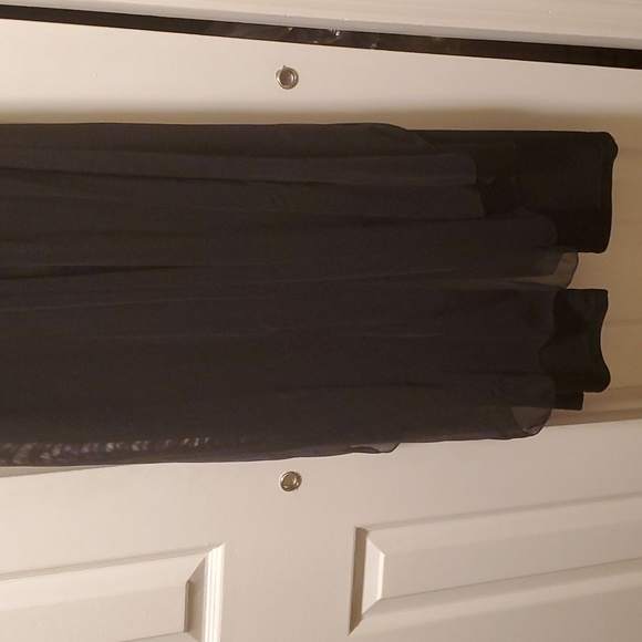 SKIRTED Palazzo - Picture 5 of 10